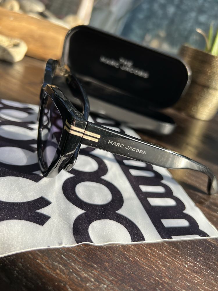 Слънчеви очила MARC JACOBS