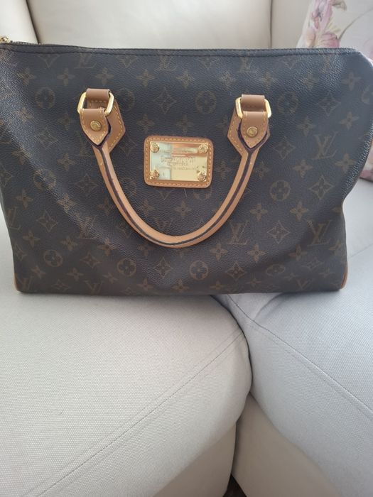 Vând geanta louis vuitton