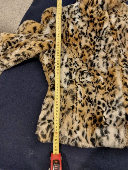 Jacheta dama blana artificiala marimea 42