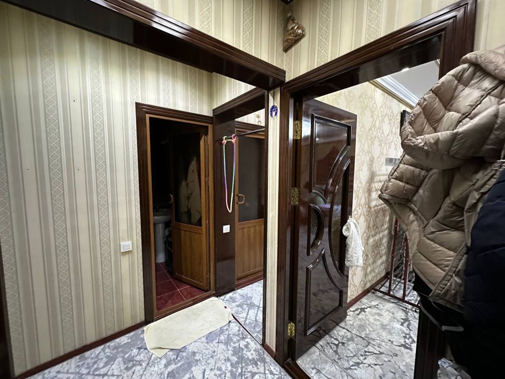 Labzak 2в3 комнатная 5 этаж, 55м2. Ремонт средний. Ор-р МТС