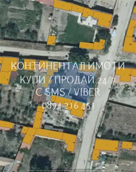 код 62965. Ъглов парцел  630м2. до центъра, ток вода стари сгради