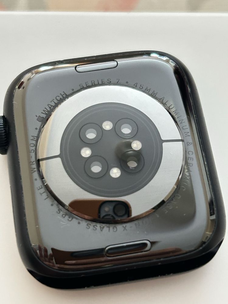 Apple Watch Series 7 GPS + Cellular 45mm