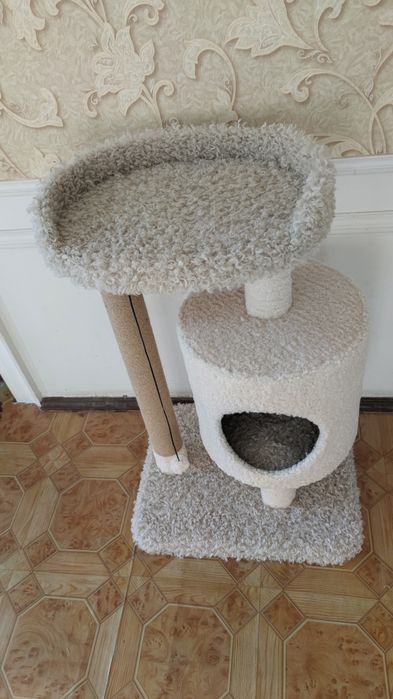 Домик для кошки. Когтеточка кошек. Зоодомики