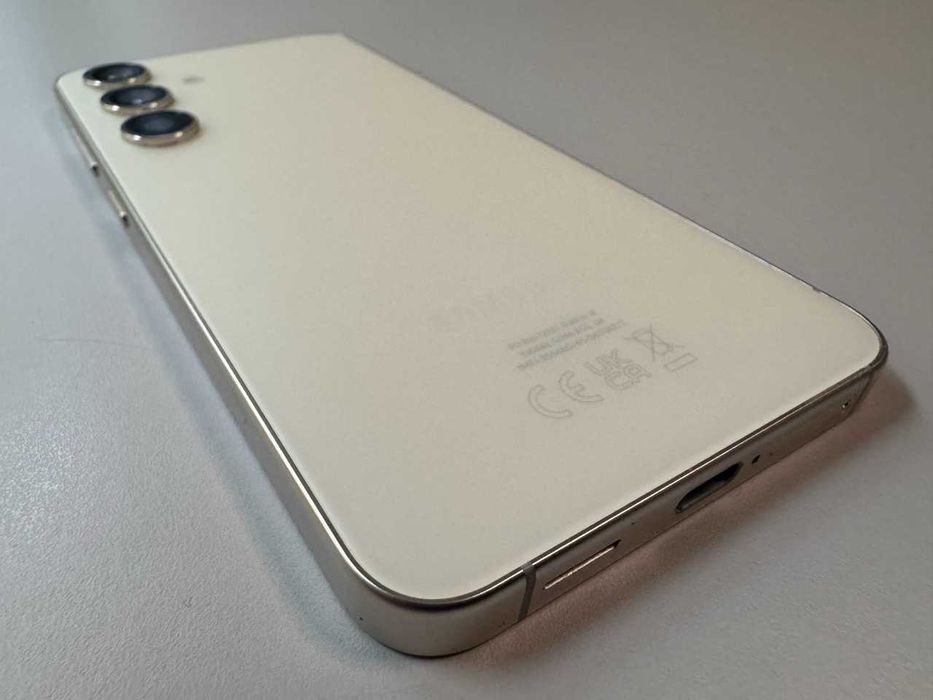 Samsung / Galaxy S24 128 Gb / Amber Yellow / 100% Acumulator