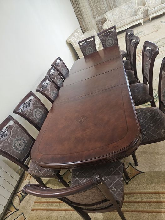 Стол + 12 стульев