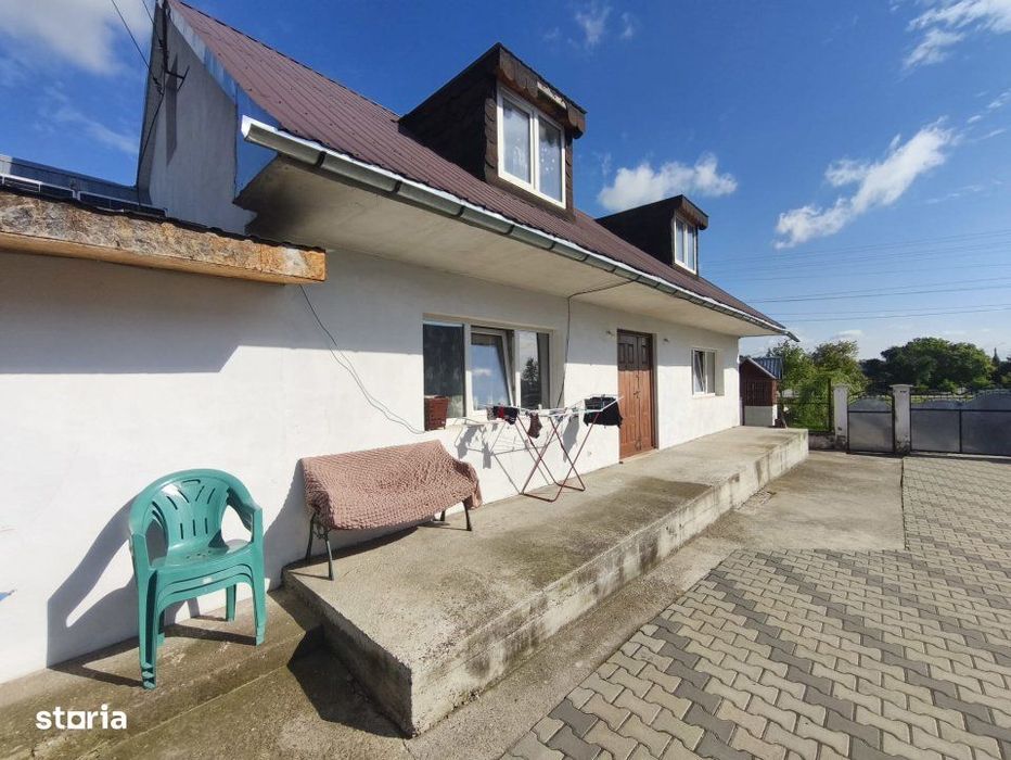 Casa 4 camere, 6000mp teren, zona centrala, Negostina, Siret