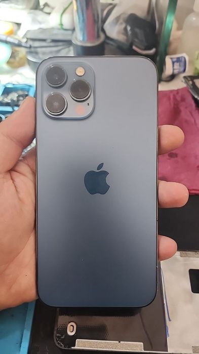 iPhone 12 pro max sotiladi