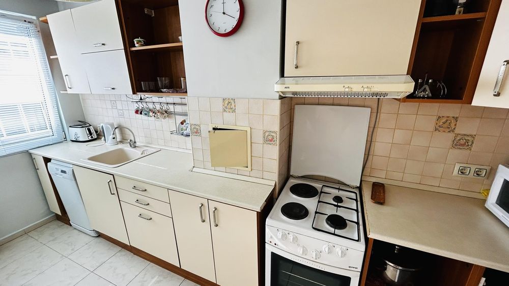 Дава се под наем Многостаен апартамент в Бургас, Лазур - 105 кв.м за 663 € - Снимка #2