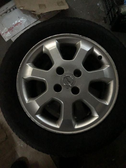 Cauciucuri cu jenti 195/60/r15