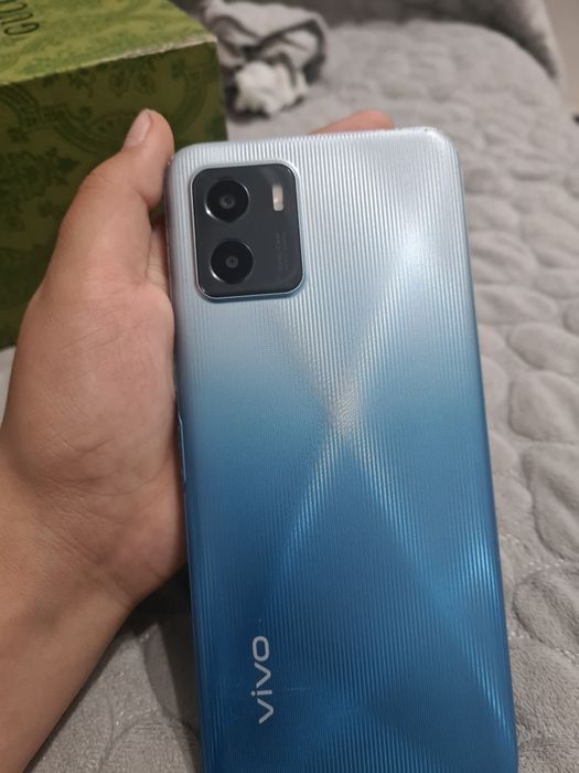 Vivo y15s  хороший