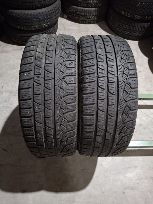 2 Anvelopele de iarnă  225 40 r18 Pirelli