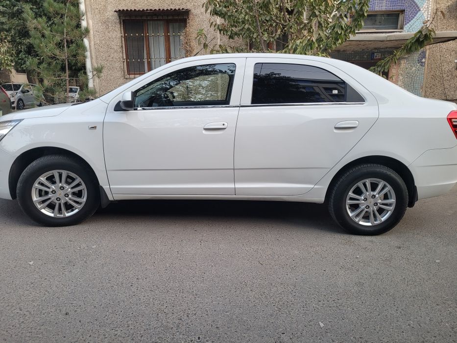 Chevrolet Cobalt 2021 kuzov 2022