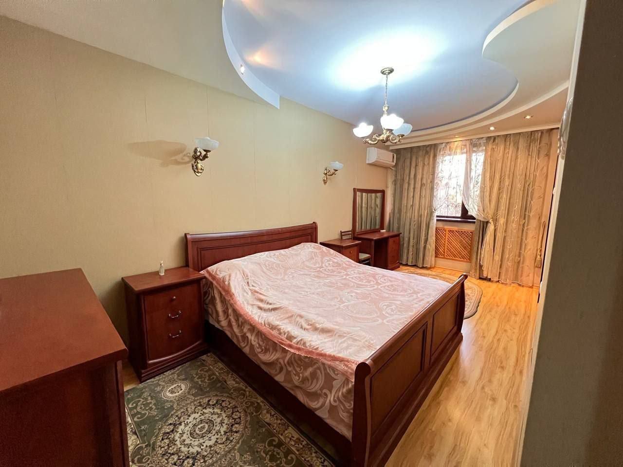 Продаётся квартира Кунаева Миробадский район 4//3/4