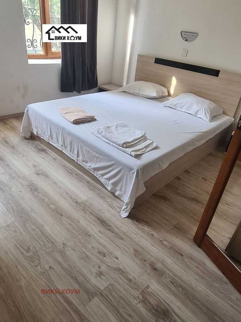 Продава се Хотел в Варна, Център - 300 кв.м за 2164 €/кв.м - Снимка #16