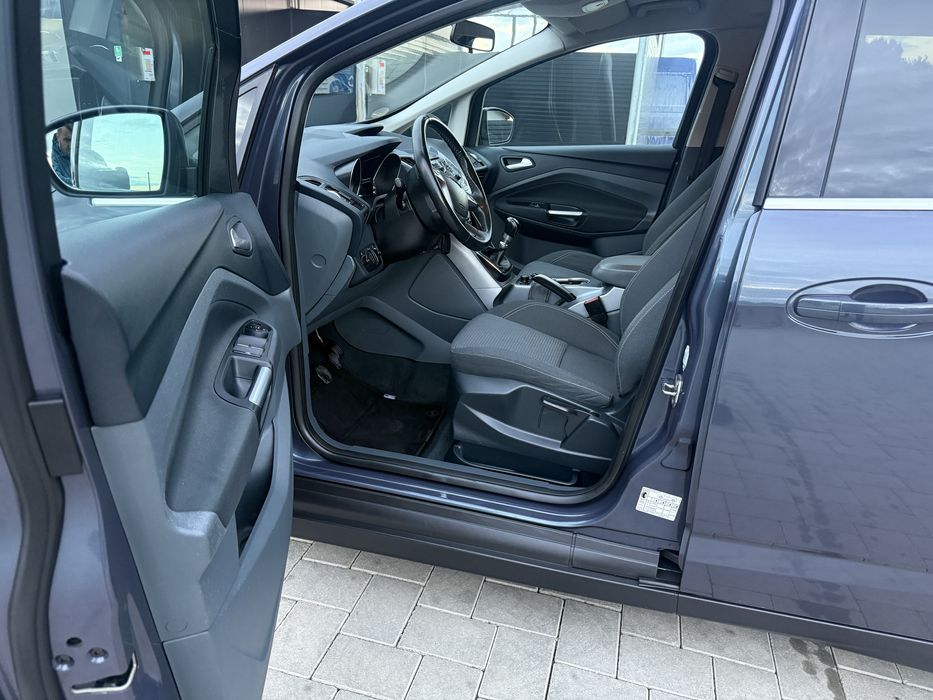 Ford Grand-Cmax 2013 7 Locuri