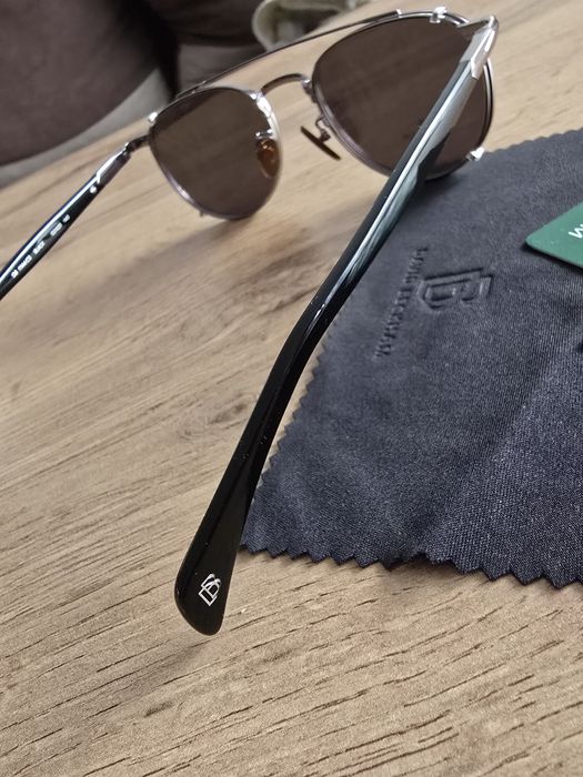 David Beckham - слънчеви очила