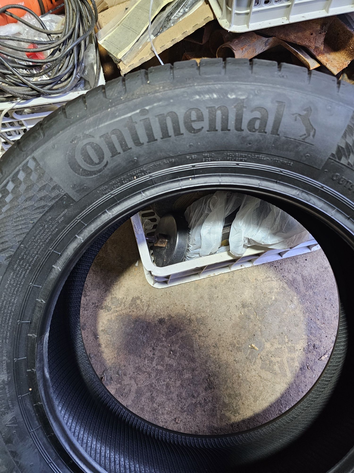 Продам шины Continental