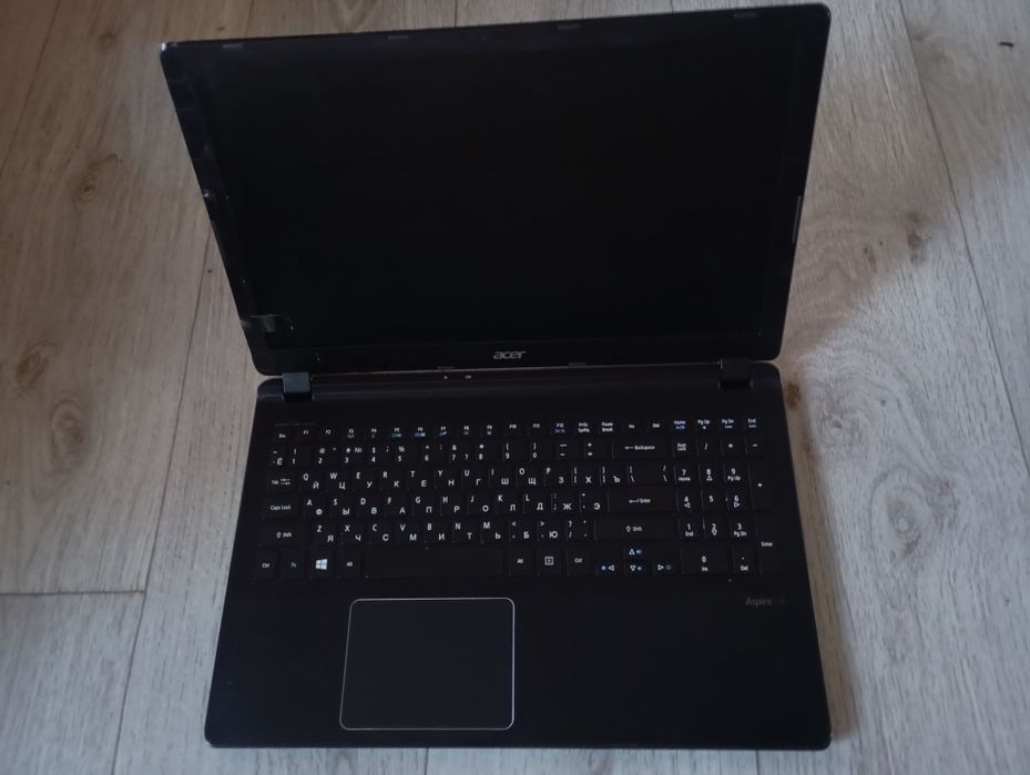 Продаю ноутбук Acer Aspire V5-572G