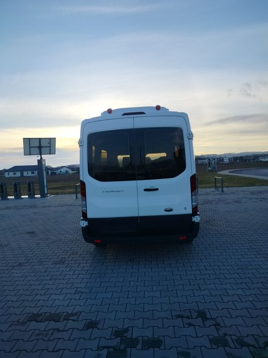Ford Transit 9 locuri 2.2 TDCI 2015