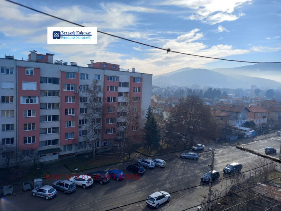 Продажба 3-стаен гр. Кюстендил - Бузлуджа 72m²