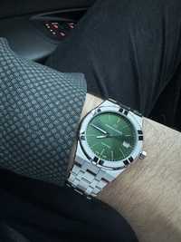 Maurice Lacroix Aikon 40 mm green dial