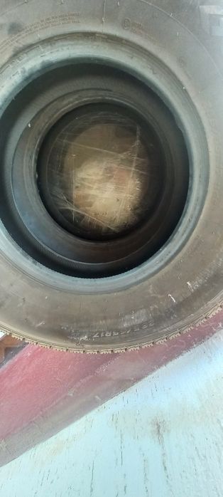 Шины крузака зимние 3 штуки
