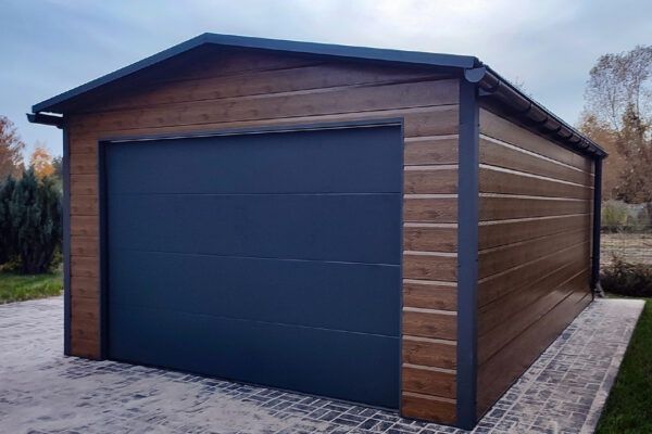 Executam garaje auto la orice dimensiune din structura metalica si pan
