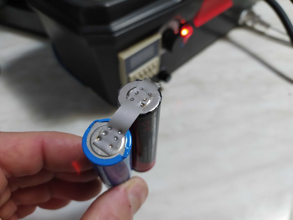 Aparat sudura in puncte acumulatori Li-Ion /Ni 18650 profesional 2,5Kw