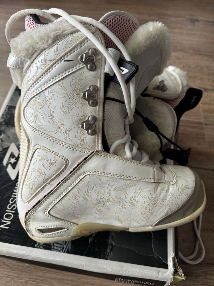 Snowboard Boots ELAN Therm-ic