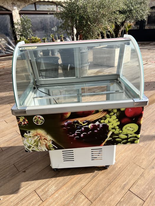 Хладилни витрини + топла витрина !!! Изгодно