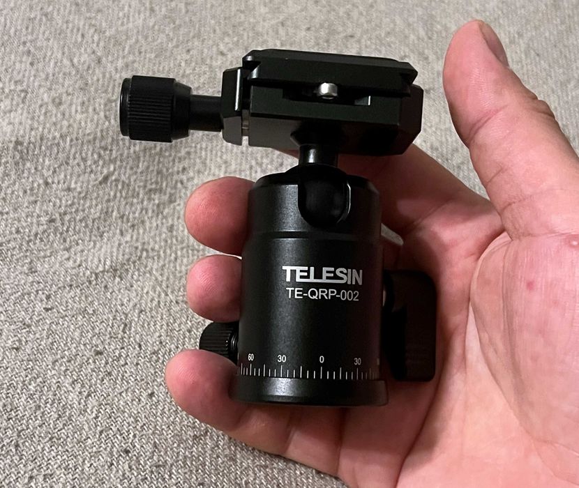Cap trepied Telesin TE-QRP-002 cu bila si placa rapida
