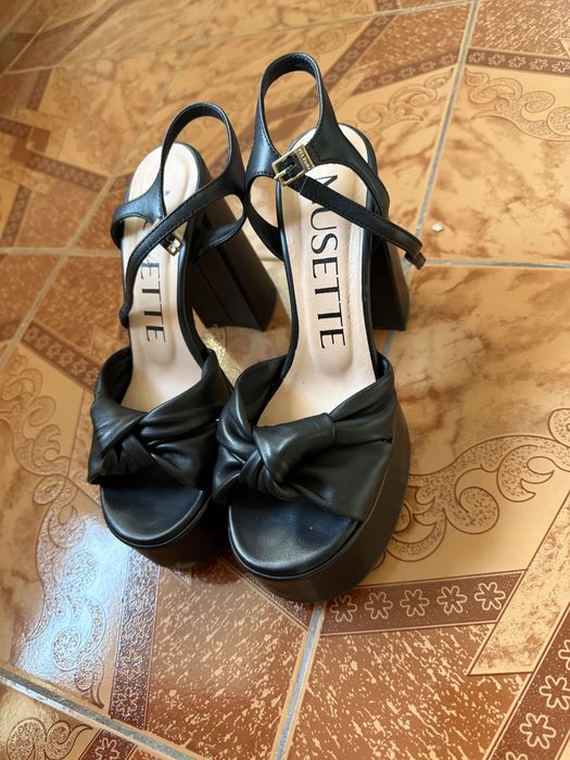 Vand sandale Musette