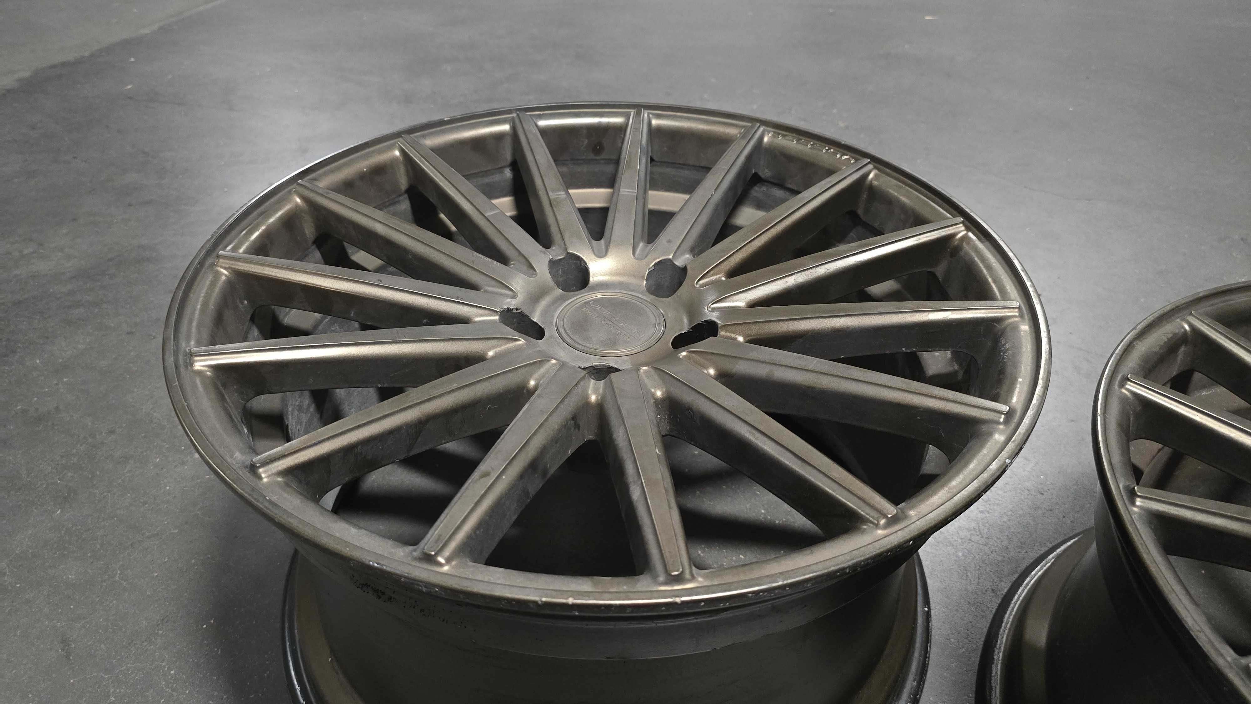 2 бр. Vossen VFS-2, Hybrid Forged, 19"