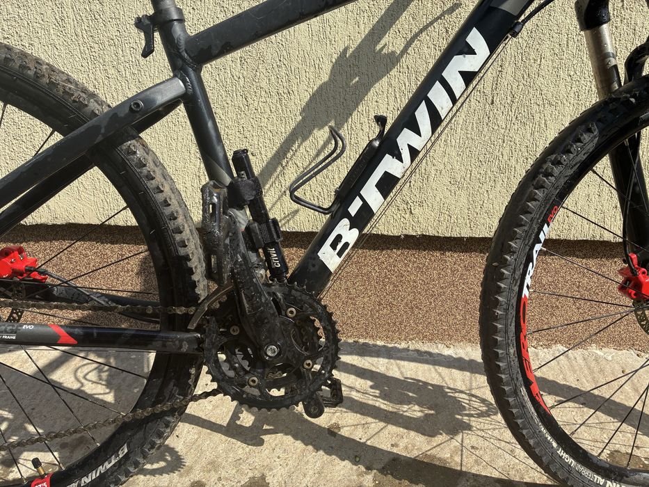 Bicicleta B-twin Rockrider st540