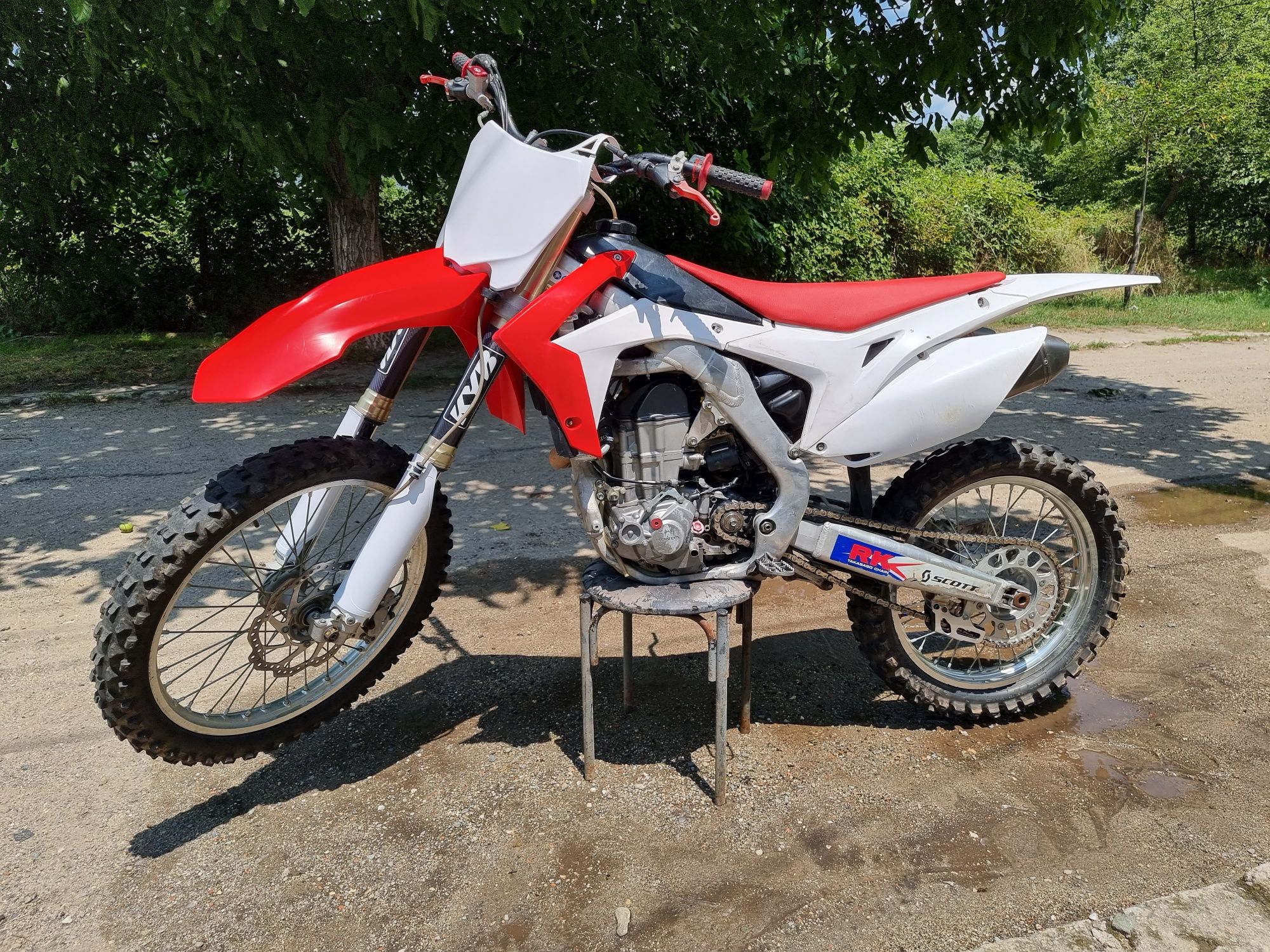 Honda crf450 2015 
Акрапович задна генерация, преден аморти