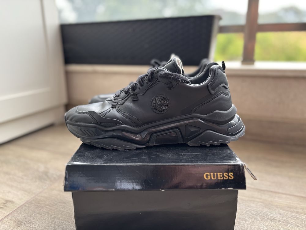 Мъжки обувки GUESS