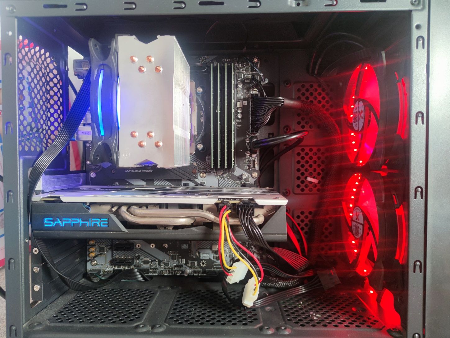 Unitate desktop MSI