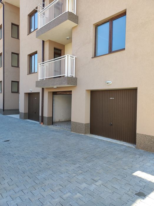 Гараж под наем...