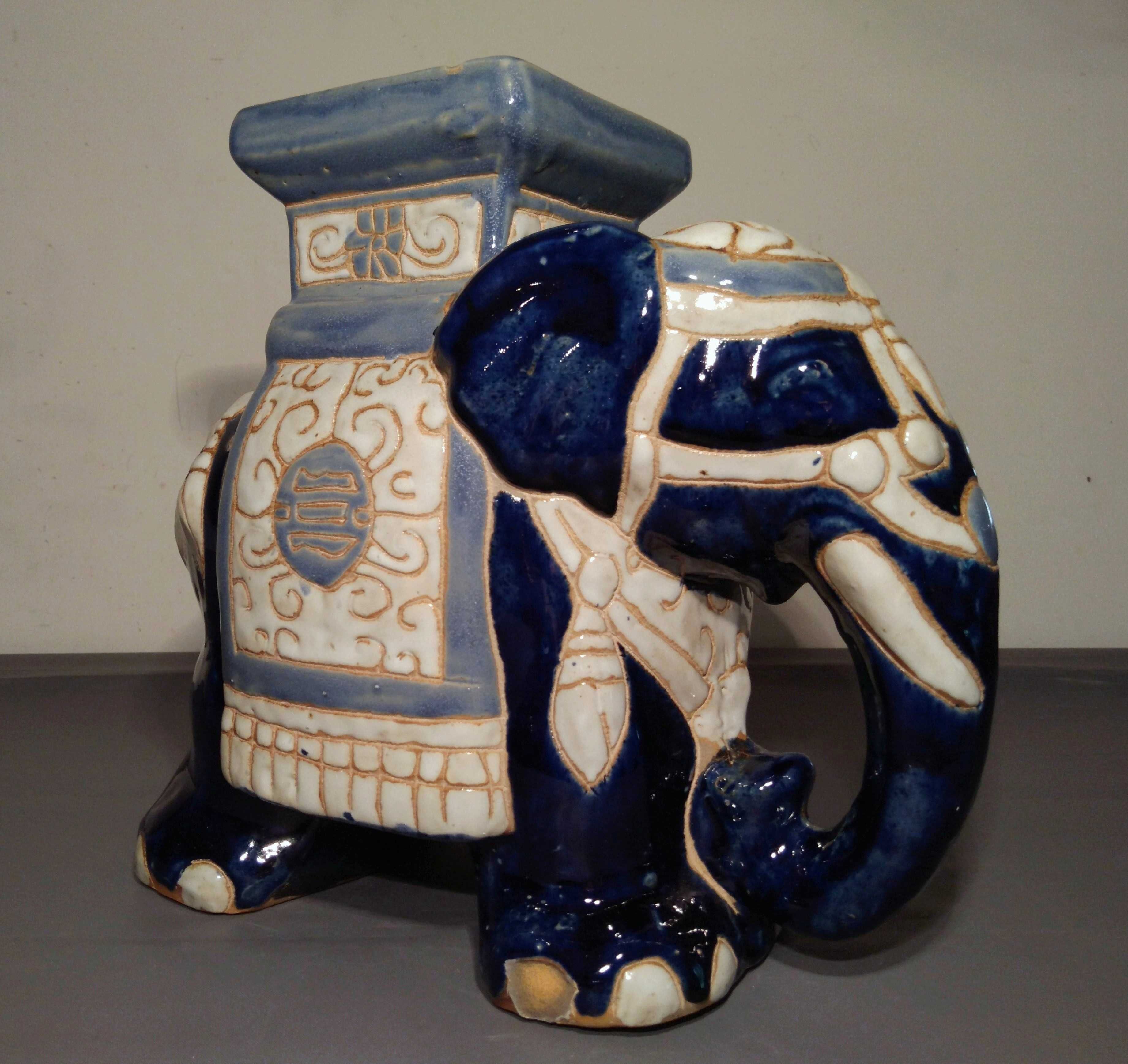 Statueta asiatica Feng Shui Elefant din ceramica | piesa veche