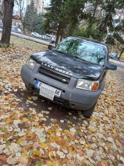 Автомобил Лендроувър Фрилендър