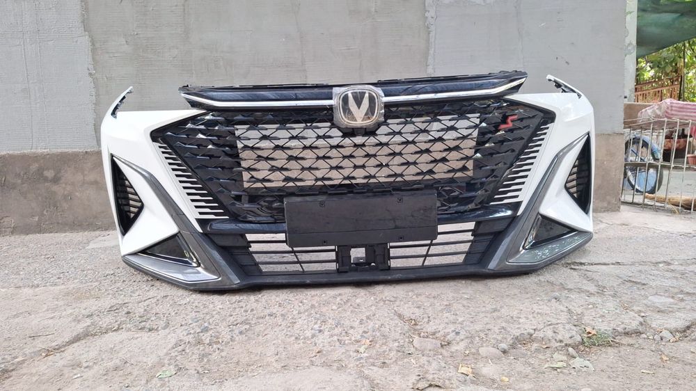 Бампер на Чанган X 5 Plus