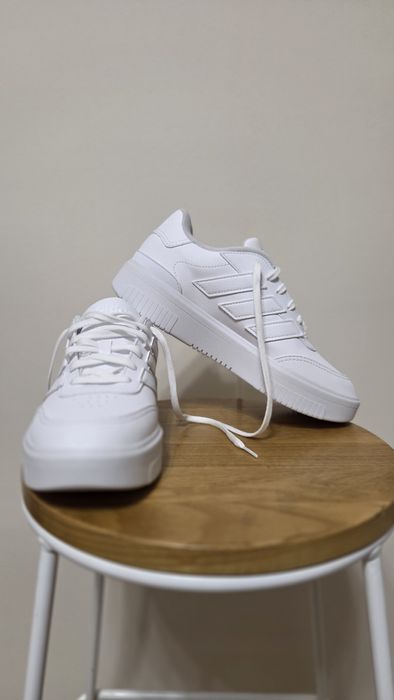 Маратонки Adidas