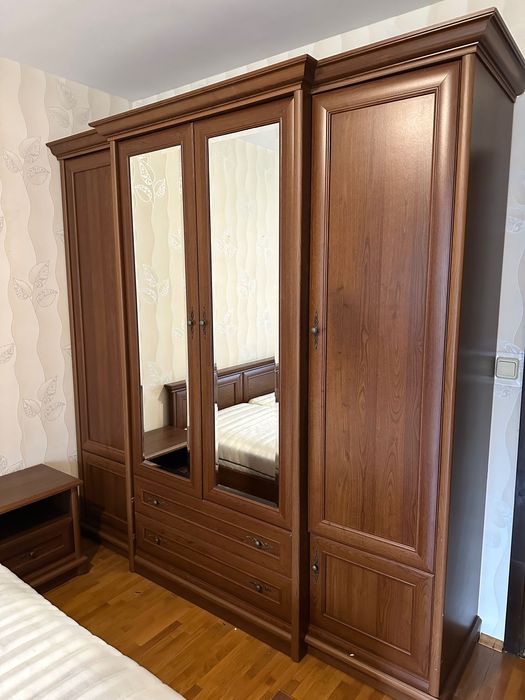 Обзавеждане за спалня, гардероб и нощни шкафчета + матраци и  рамка