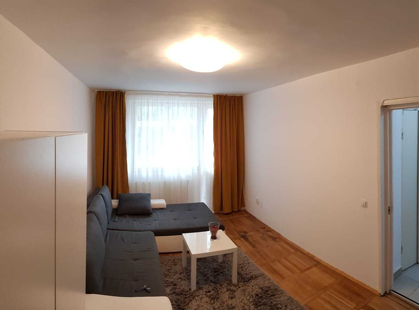 Vând apartament 2 camere decomandat