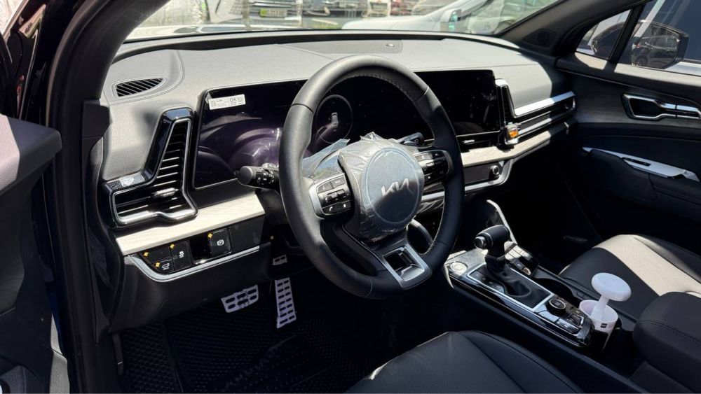 Kia Sportage Premium FWD 1 800