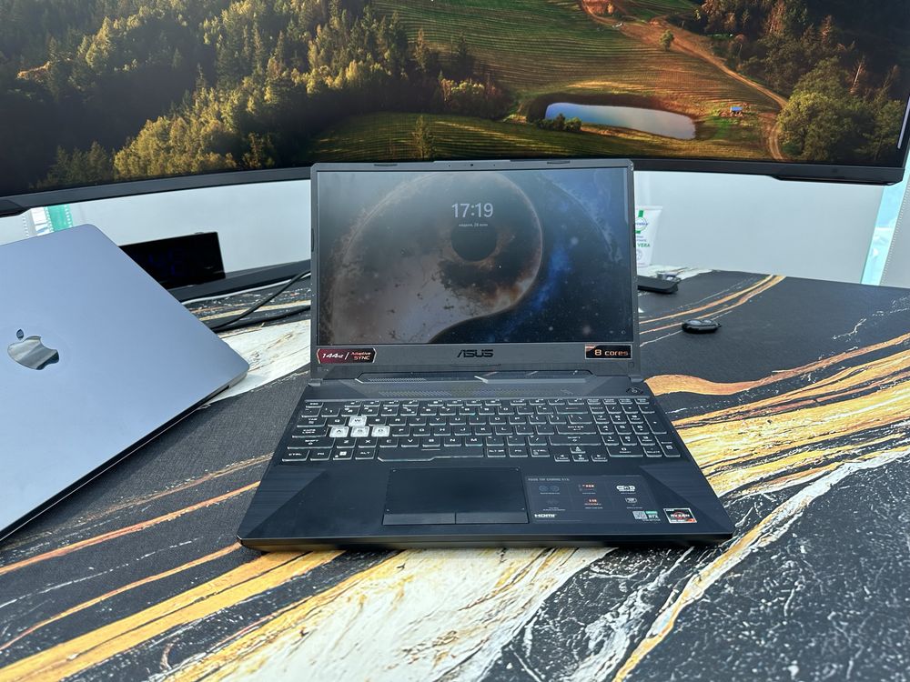 Продавам Asus TUF Gaming A15