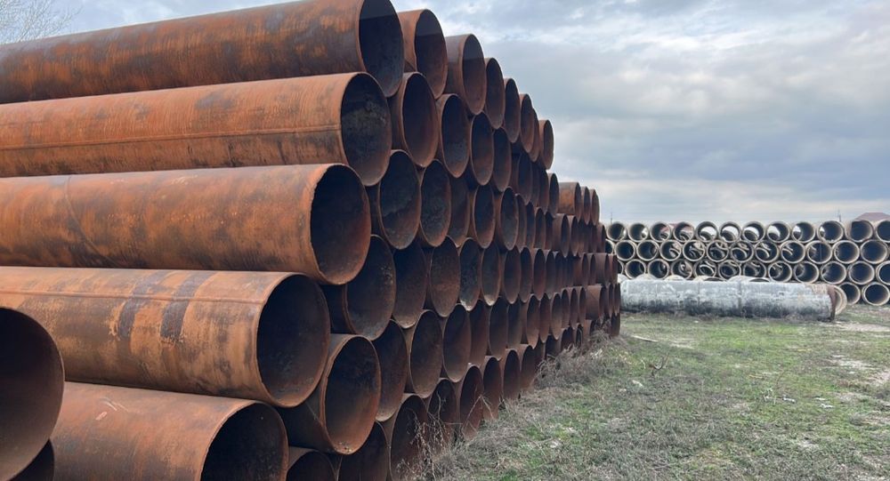 Трубы железные/стальные диаметром  377