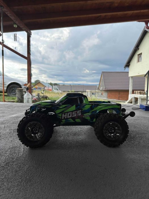 Traxxas Hoss cu Baterie si Incarcator