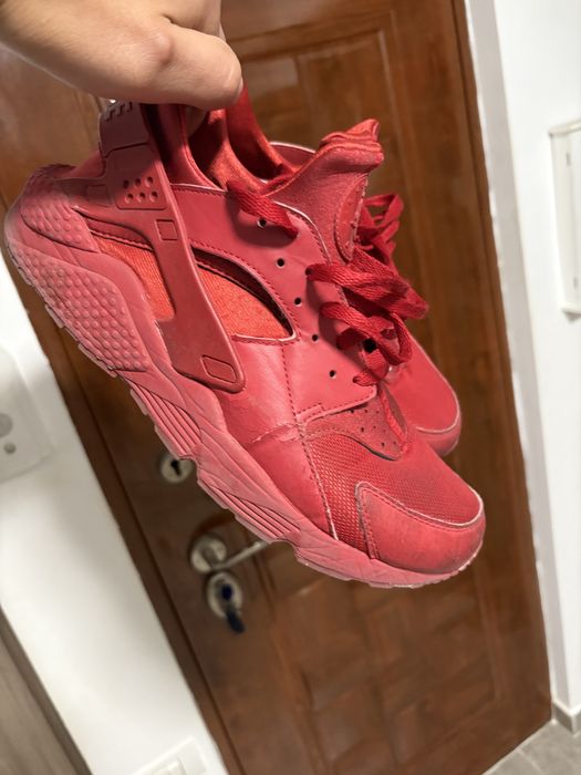 Adidasi Nike Huarrache