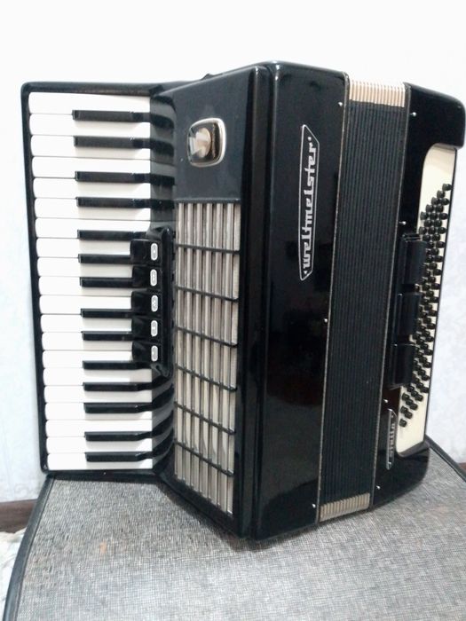Аккардион Weltmeister Stella